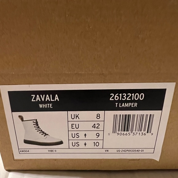 Dr. Martens Zavala Combat Boot - Picture 12 of 15